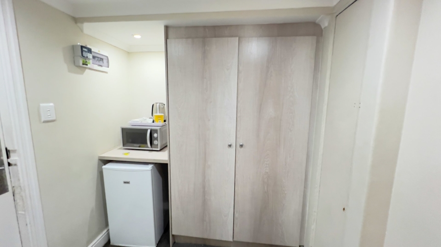 To Let 1 Bedroom Property for Rent in Cape Town City Centre Western Cape